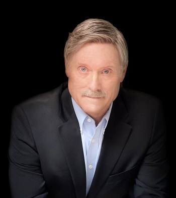 Christopher Valen - Author Photo